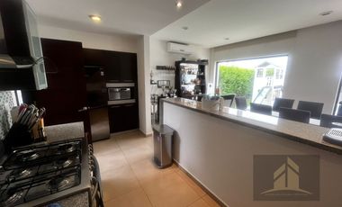 Villa en Paraíso Country Club