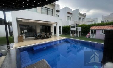 Villa en Paraíso Country Club