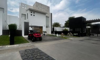 Villa en Paraíso Country Club