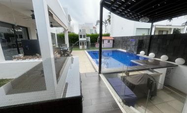 Villa en Paraíso Country Club