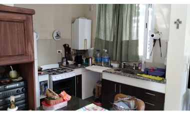 SE VENDE DUPLEX 2 DORMITORIOS
