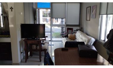 SE VENDE DUPLEX 2 DORMITORIOS