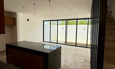 Casa en Venta en Mérida, Kenatta, Residencial del mayab, Temozón