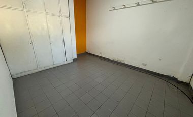 Ph Casa en Planta Baja  3 ambientes con patio y parrilla