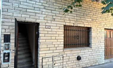 Ph Casa en Planta Baja  3 ambientes con patio y parrilla