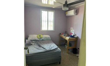 VENTA DE CASA VILLA LUCRE 3 RE, 170 m2