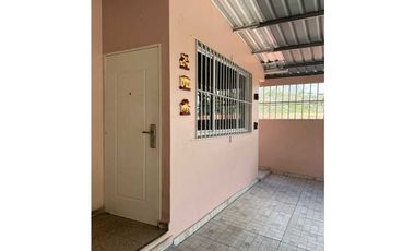 VENTA DE CASA VILLA LUCRE 3 RE, 170 m2