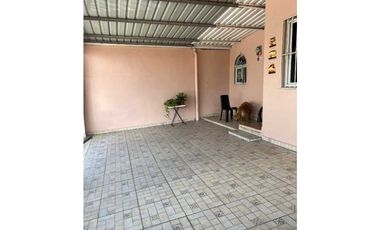 VENTA DE CASA VILLA LUCRE 3 RE, 170 m2