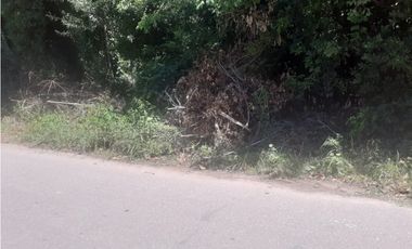 Terreno en esquina/ Barrio El Tejado