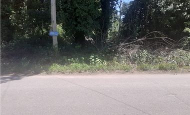 Terreno en esquina/ Barrio El Tejado