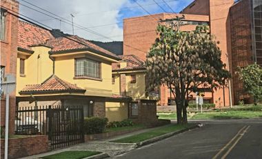 Casa en venta en Santa Barbara, Bogotá