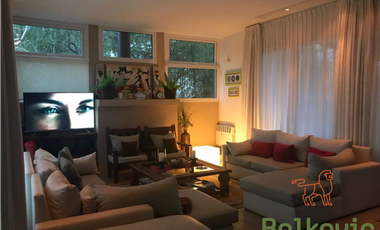 CARILO - AVESTRUZ Y ROBLES - CASA EN VENTA.