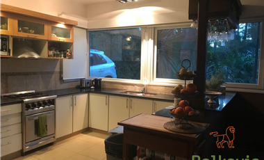 CARILO - AVESTRUZ Y ROBLES - CASA EN VENTA.