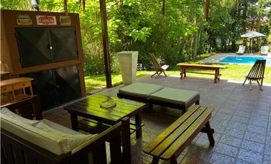 CARILO - AVESTRUZ Y ROBLES - CASA EN VENTA.