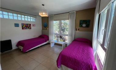 CARILO - AVESTRUZ Y ROBLES - CASA EN VENTA.