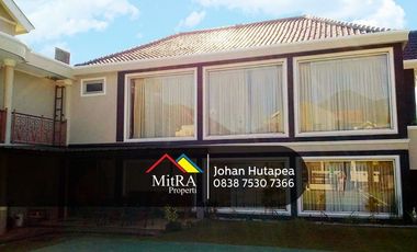 Villa Modern Full Furnished di Cipendawa Cipanas lengkap dengan kolam renang, Bogor
