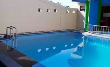 Villa Modern Full Furnished di Cipendawa Cipanas lengkap dengan kolam renang, Bogor