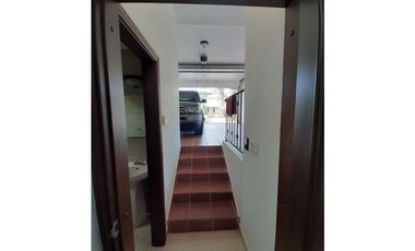 LUJOSA VILLA TUCAN COUNTRY CLUB & GOLF RESORT COCOLI 460 MT2 3REC+CBE