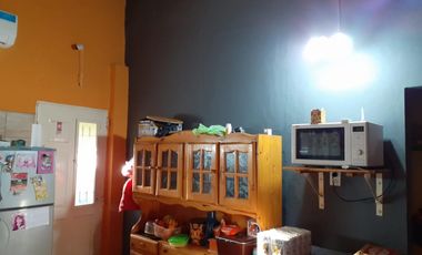 Excelente vivienda sobre avenida en Ingeniero Allan, Varela
