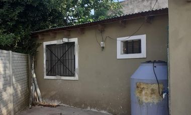 Excelente vivienda sobre avenida en Ingeniero Allan, Varela