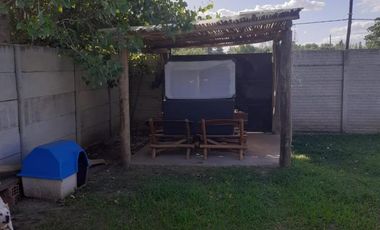 Excelente vivienda sobre avenida en Ingeniero Allan, Varela