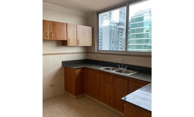 Alquilo Hermoso Apartamento en San Francisco $1700