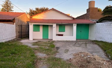 Casa de 2 Habitaciones. Excelente Zona