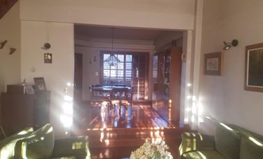 Chalet de 7 ambientes, Barrio Parque.