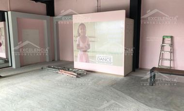 RENTA DE LOCAL COMERCIAL EN PLAZA TERRAZAS EN ALTOZANO