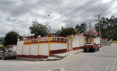 Venta o cambio casa en Otavalo en la ciudadela 31 de Octubre