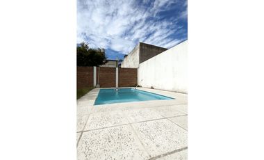 HERMOSA CASA A ESTRENAR ZONA SEMINARIO