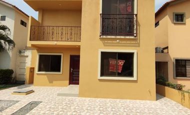 CASA DE ESTRENO EN CIUDAD CELESTE