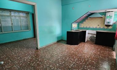 Casa en  VENTA JUJUY Y J.B.JUSTO QUILMES OESTE