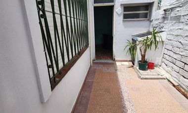 Casa en  VENTA JUJUY Y J.B.JUSTO QUILMES OESTE