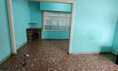 Casa en  VENTA JUJUY Y J.B.JUSTO QUILMES OESTE