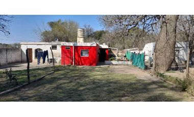 VILLA ESQUIU Lote de 1236 m2 Construcción de 136 m2 C/ Escritura Real