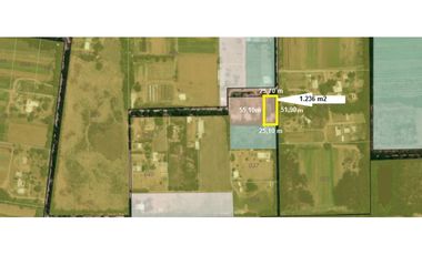 VILLA ESQUIU Lote de 1236 m2 Construcción de 136 m2 C/ Escritura Real