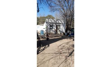 VILLA ESQUIU Lote de 1236 m2 Construcción de 136 m2 C/ Escritura Real