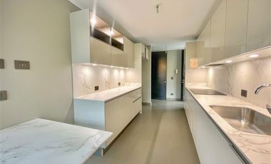Departamento en venta de 4 dorm. en Lo Barnechea
