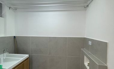 apartamento en arriendo en nueva floresta. Cod A124056