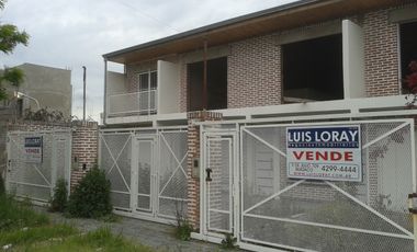 Dúplex en venta en Almirante Brown, Burzaco