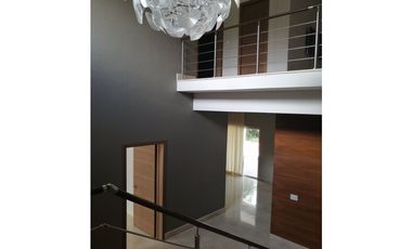 VENTA CASA COSTA DEL ESTE