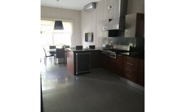 VENTA CASA COSTA DEL ESTE