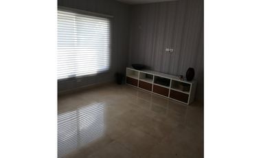 VENTA CASA COSTA DEL ESTE