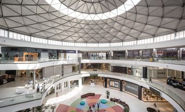 LOCAL DE 1954 M2 EN ALTAPLAZA  MALL MANTENIMIENTO INCLUIDO