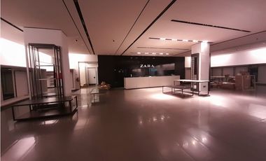 LOCAL DE 1954 M2 EN ALTAPLAZA  MALL MANTENIMIENTO INCLUIDO