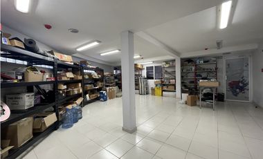 Venta de local - galera en Via Brasil