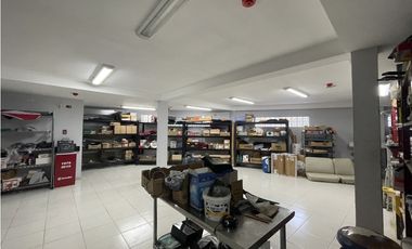 Venta de local - galera en Via Brasil