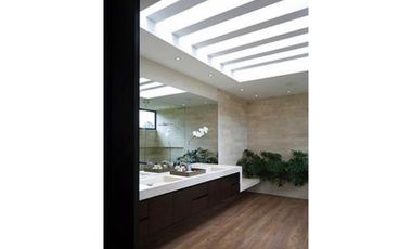 Espectacular casa para venta en LA PRADERA 644 m2 + 168 de terraza