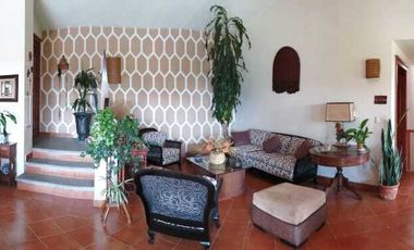 SE VENDE hermosa casa en condominio de 4 casa en zona dorada de Cuernavaca